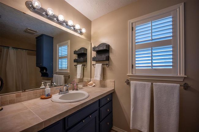 228 Camden Rd, Home with 3 bedrooms, 3 bathrooms and 1 parking in Chester TX | Image 39