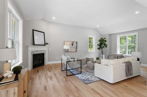 181 Foster St, Littleton, MA, 01460-2018 | Card Image