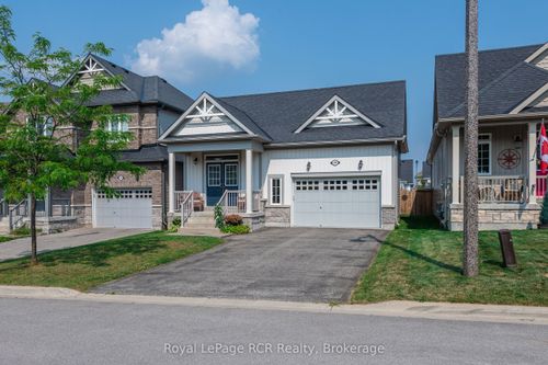 {{alt}} | Card Image