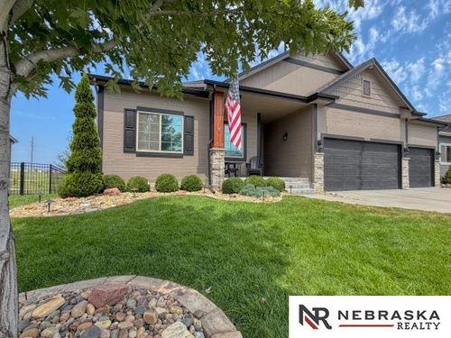 17614 Musket Street, Omaha, NE, 68136 | Card Image