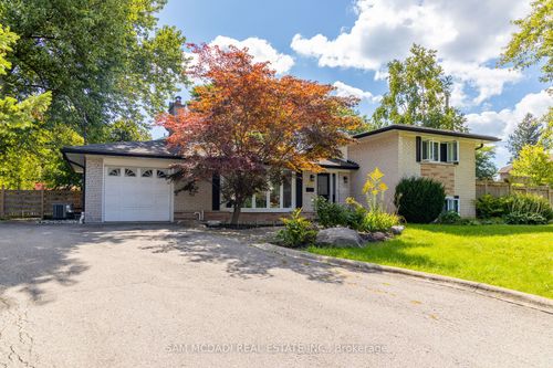 1198 Willowbrook Dr, Oakville, ON, L6L2J8 | Card Image