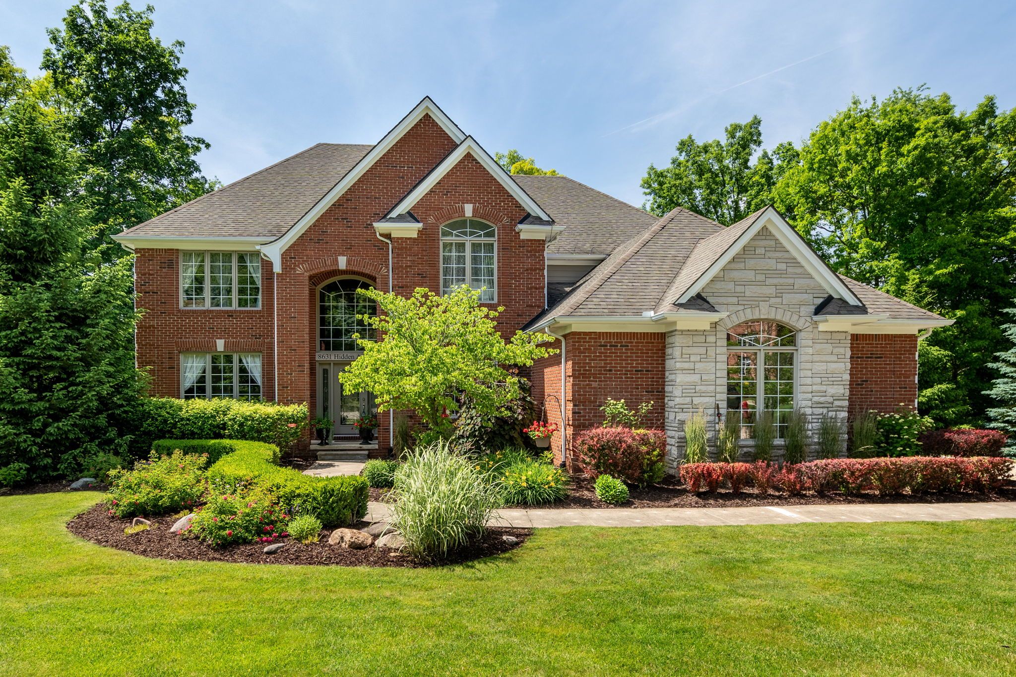 Hidden Acre Ct, Clarkston, MI 48348