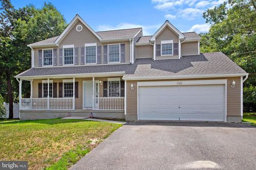 746 Railroad Dr, LITTLE EGG HARBOR TWP, NJ, 08087-3638 | Card Image