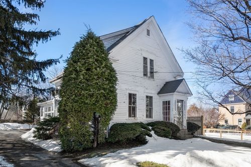7 High St, Natick, MA, 01760-4405 | Card Image