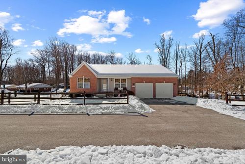 8953 Chapel Ave, ELLICOTT CITY, MD, 21043-1905 | Card Image