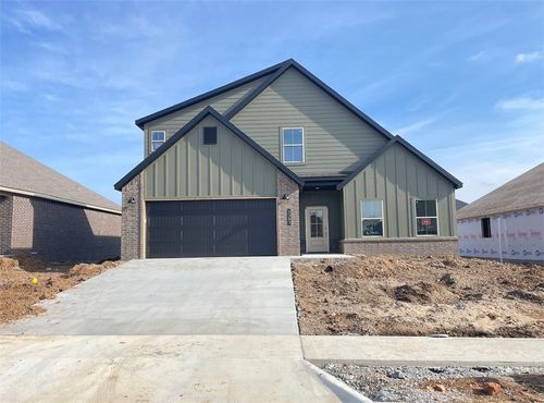 2303 N Presley St, Siloam Springs, AR, 72761 | Card Image