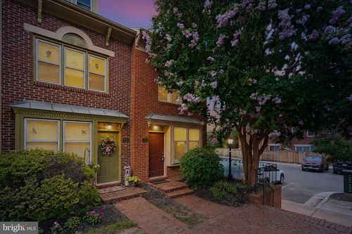 1533 Oronoco St, ALEXANDRIA, VA, 22314-2155 | Card Image