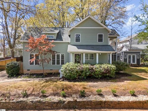 8 Fuller St, Greenville, SC, 29605-1042 | Card Image