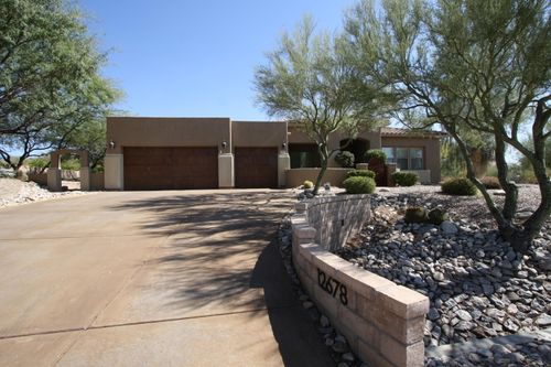 12678 N Yellow Bird Rd, Oro Valley, AZ, 85755-7415 | Card Image