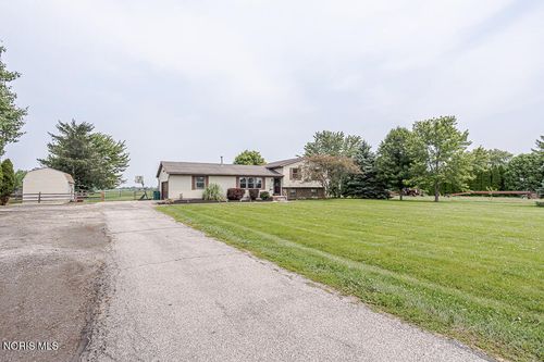 1352 Walbridge Rd, Millbury, OH, 43447-9628 | Card Image