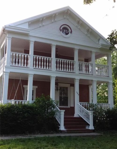 509 Broad St, Waverly, MO, 64096-8109 | Card Image