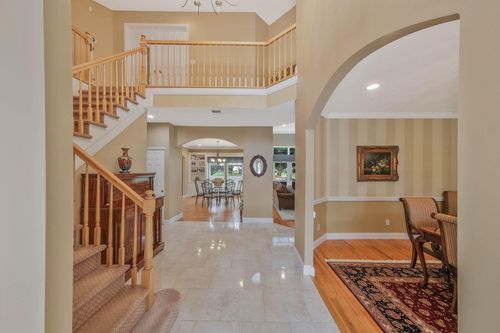 28 Hamlet Dr, Commack, NY, 11725-4435 | Card Image