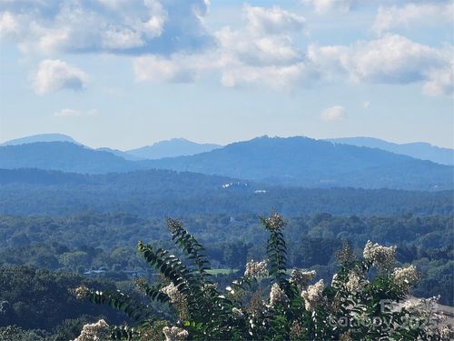 97 Destination Dr, Asheville, NC, 28806-7903 | Card Image