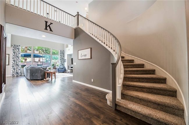 8816 Adobe Grande St, House other with 4 bedrooms, 3 bathrooms and null parking in Las Vegas NV | Image 6