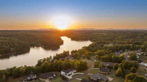 314 Shoreview Dr, Chesnee, SC, 29323-9523 | Card Image
