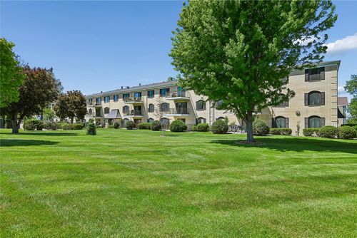 208-190 Cottage Grove Ave Se, Cedar Rapids, IA, 52403-1743 | Card Image