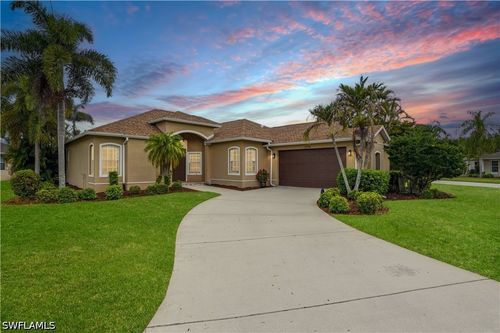 15358 Briarcrest Cir, FORT MYERS, FL, 33912-6359 | Card Image