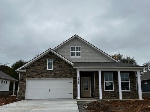 2201 Quinn Dr, White House, TN, 37188-2405 | Card Image