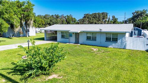 1056 County Road 463, LAKE PANASOFFKEE, FL, 33538 | Card Image