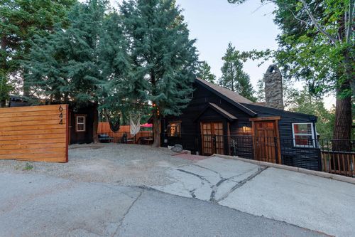 644 Cedar Ln, Twin Peaks, CA, 92391 | Card Image