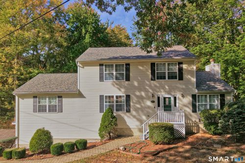 237 Broadbridge Rd, Trumbull, CT, 06611-5271 | Card Image