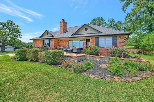 117 Kiowa Dr S, Lake Kiowa, TX, 76240-9539 | Card Image