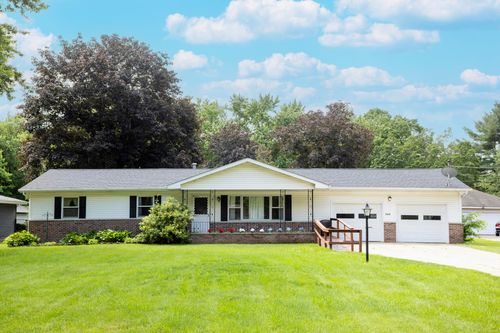 7032 Red Apple Dr, Michigan City, IN, 46360-9179 | Card Image