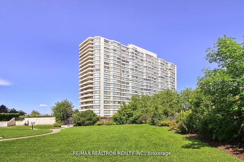 206-5 Greystone Walk Dr, Scarborough, ON, M1K5J5 | Card Image
