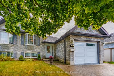 80 Beckett Blvd, Home with 3 bedrooms, 2 bathrooms and 5 parking in Tillsonburg ON | Image 1