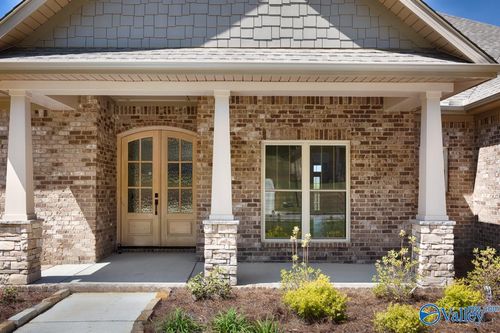 8061 Goose Ridge Dr Se, Owens Cross Roads, AL, 35763-8882 | Card Image