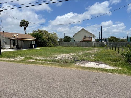 230 Sea Side Dr, Corpus Christi, TX, 78418-3040 | Card Image