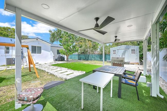 876 Ne 81 St St, House other with 3 bedrooms, 2 bathrooms and null parking in Miami FL | Image 52