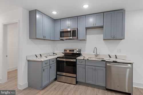 1007 N Mount St, BALTIMORE, MD, 21217-2215 | Card Image