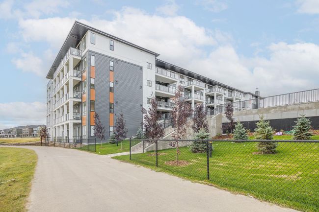 6105 - 15 Sage Meadows Landing Nw, Condo with 3 bedrooms, 2 bathrooms and 1 parking in Calgary AB | Image 3