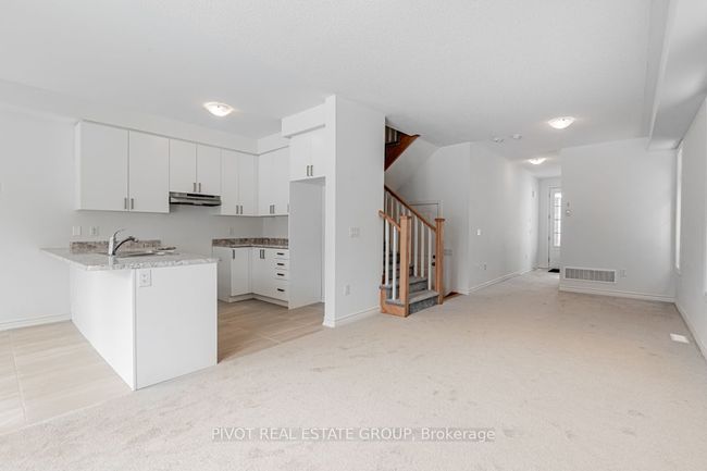 19 Daffodil Rd, House attached with 3 bedrooms, 3 bathrooms and 1 parking in Minesing ON | Image 16