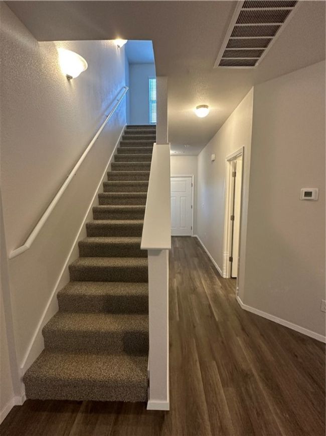 Move in Ready! Actual photo! | Image 11