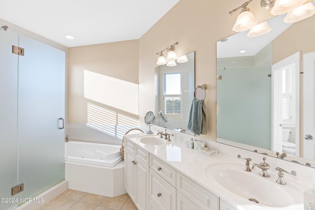 985 S Bald Head Wynd, House other with 5 bedrooms, 5 bathrooms and 2 parking in Bald Head Island NC | Image 40