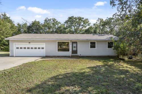 311 Hunter Ave, Branson, MO, 65616-8816 | Card Image