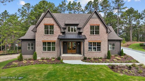 315 Sloan Ln, Pinehurst, NC, 28374-6839 | Card Image