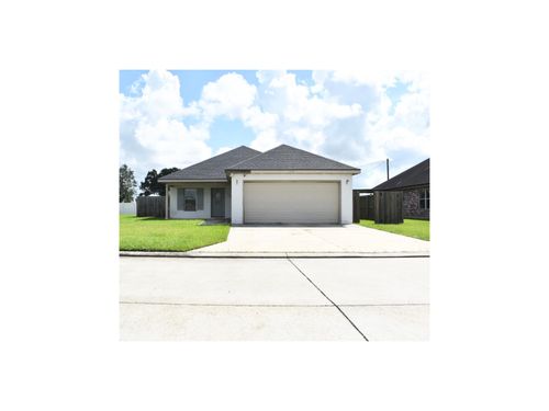 119 Darwen Dr, Raceland, LA, 70394-3623 | Card Image