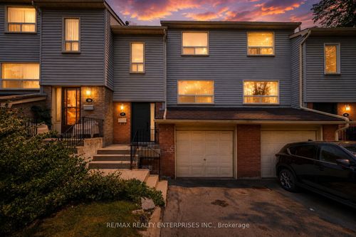 17-1055 Shawnmarr Rd, Mississauga, ON, L5H3V2 | Card Image