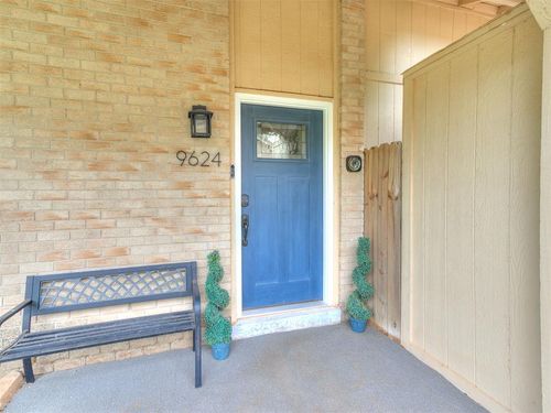 9624 Hefner Village Blvd, Oklahoma City, OK, 73162-7714 | Card Image