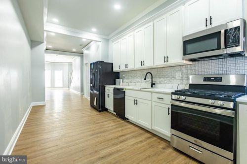 820 N Monroe St, BALTIMORE, MD, 21217-1435 | Card Image