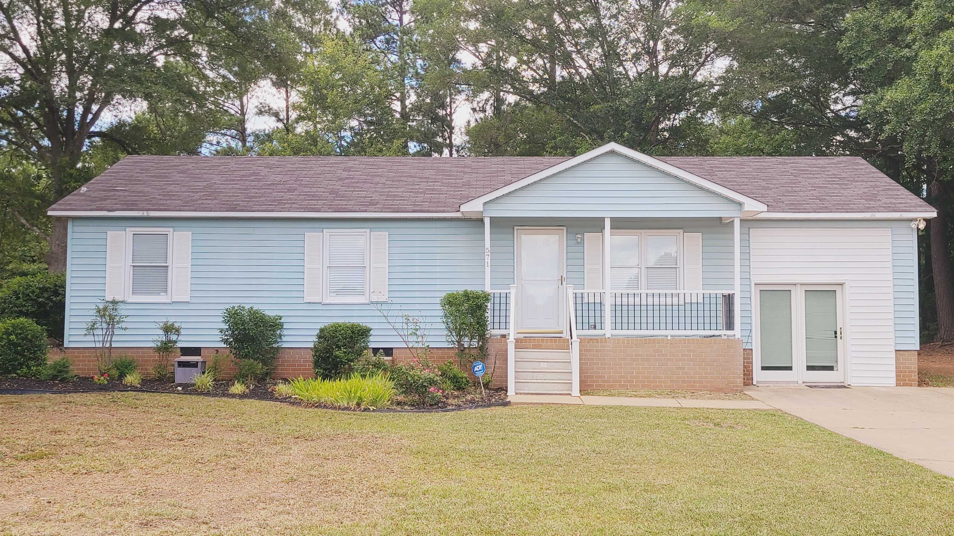 Gate Rd, Gaffney, SC 29341