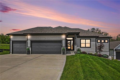 5055 Nw Linder Ln, Riverside, MO, 64150-7844 | Card Image