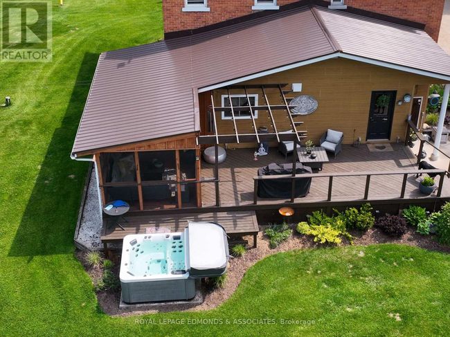 1077 Allan Rd, House other with 3 bedrooms, 2 bathrooms and 6 parking in Deep River ON | Image 30