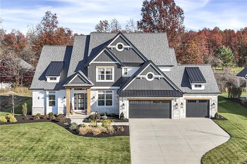 3421 Mass Dr, Avon, OH, 44011-2505 | Card Image