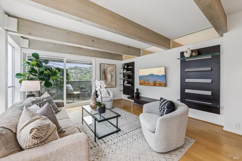 apt-206-290 Via Casitas, Greenbrae, CA, 94904-2303 | Card Image