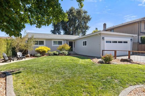 10 Margory Ct, Novato, CA, 94947-2922 | Card Image