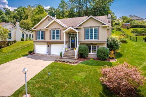 792 Morgan Dr, Morgantown, WV, 26505-1102 | Card Image
